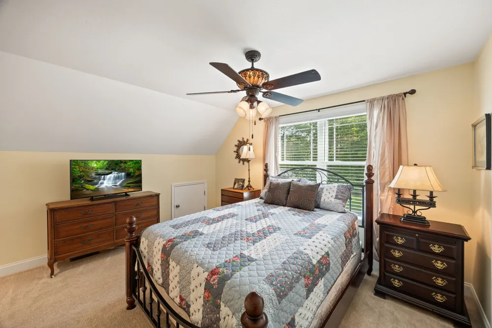 159 Honeysuckle Rd Pikeville, TN 37367