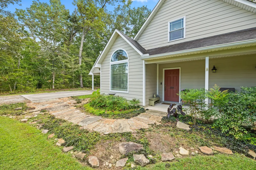 159 Honeysuckle Rd Pikeville, TN 37367