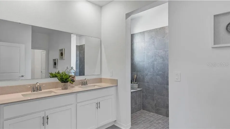 639 TERRAPIN DRIVE Debary, FL 32713
