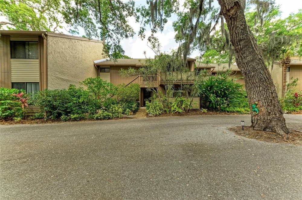 1709 CLOWER CREEK DRIVE #205 Sarasota, FL 34231