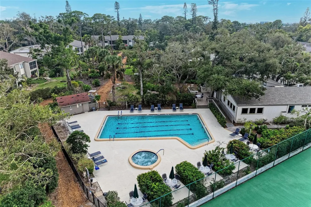 1709 CLOWER CREEK DRIVE #205 Sarasota, FL 34231