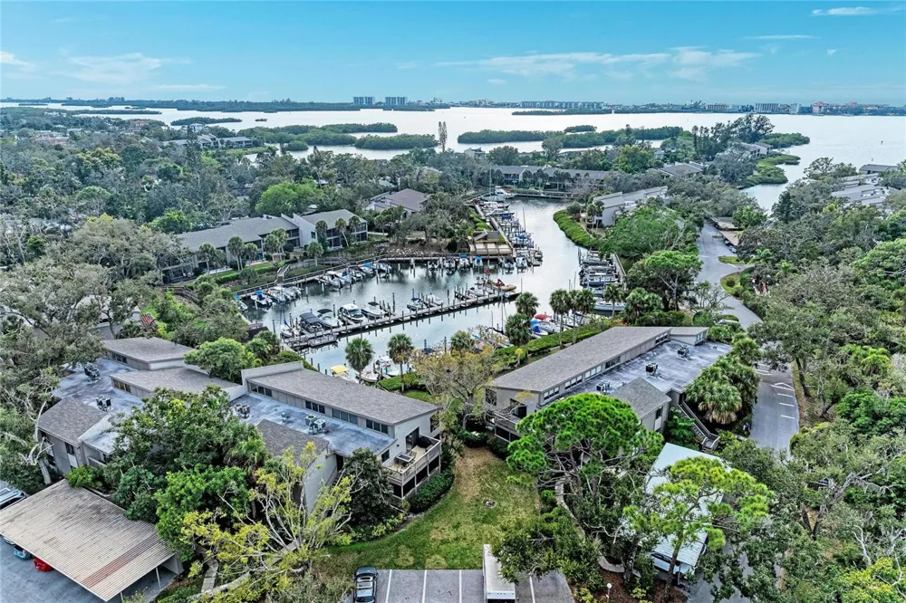 1709 CLOWER CREEK DRIVE #205 Sarasota, FL 34231