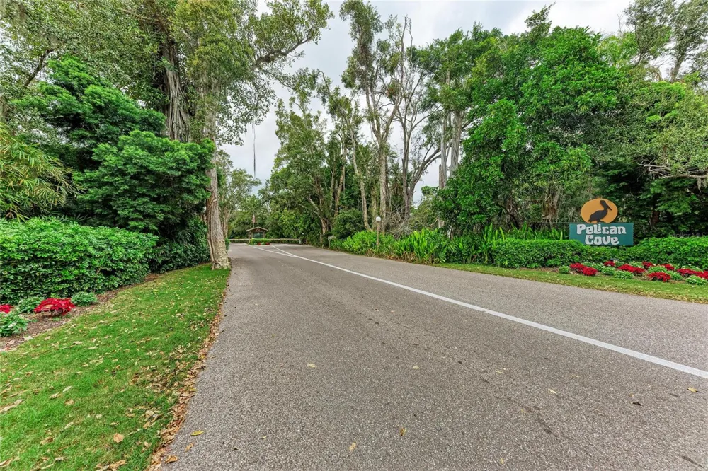 1709 CLOWER CREEK DRIVE #205 Sarasota, FL 34231