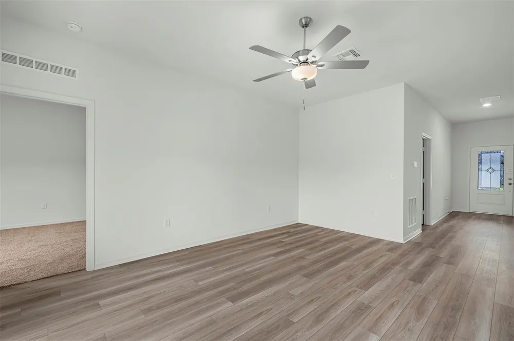 13352 TULA LOOP Astatula, FL 34705