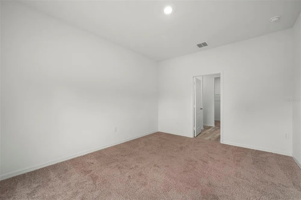 13352 TULA LOOP Astatula, FL 34705