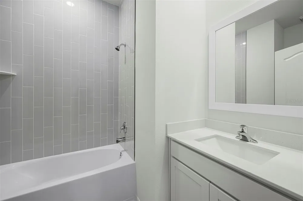 13352 TULA LOOP Astatula, FL 34705