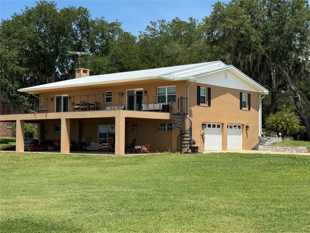 607 W STATE ROAD 630 Frostproof, FL 33843