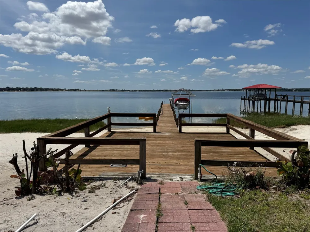 607 W STATE ROAD 630 Frostproof, FL 33843