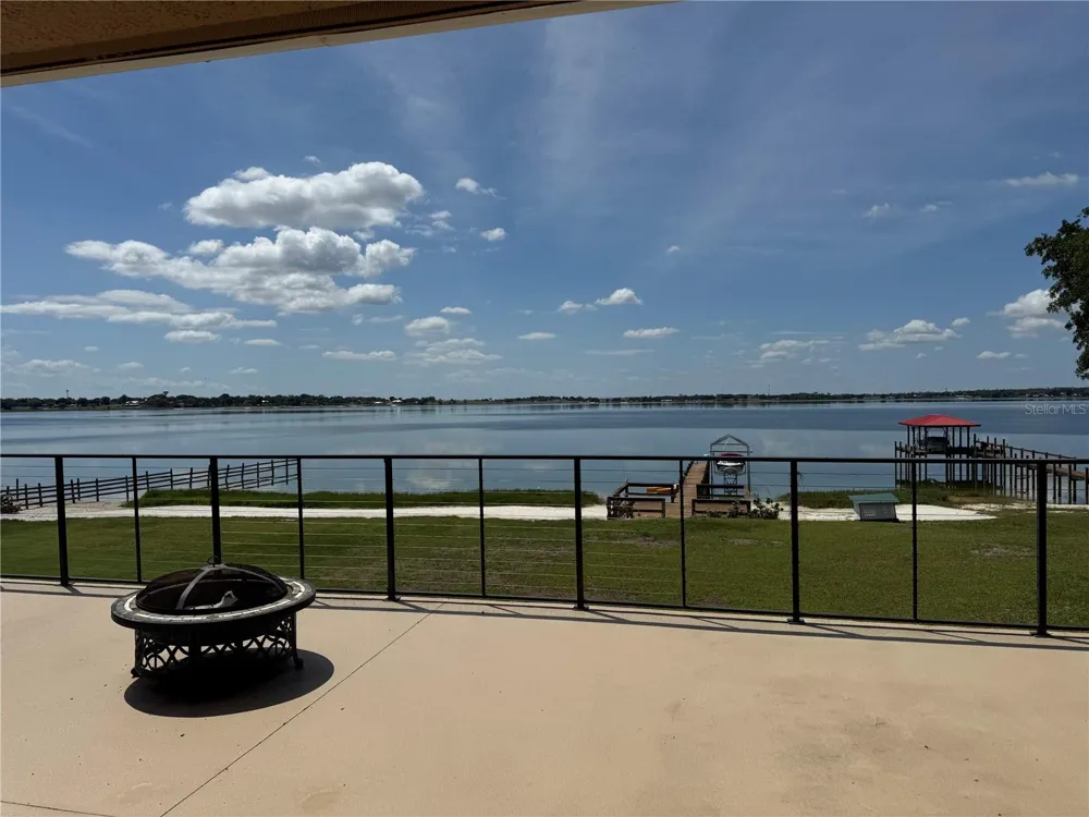 607 W STATE ROAD 630 Frostproof, FL 33843