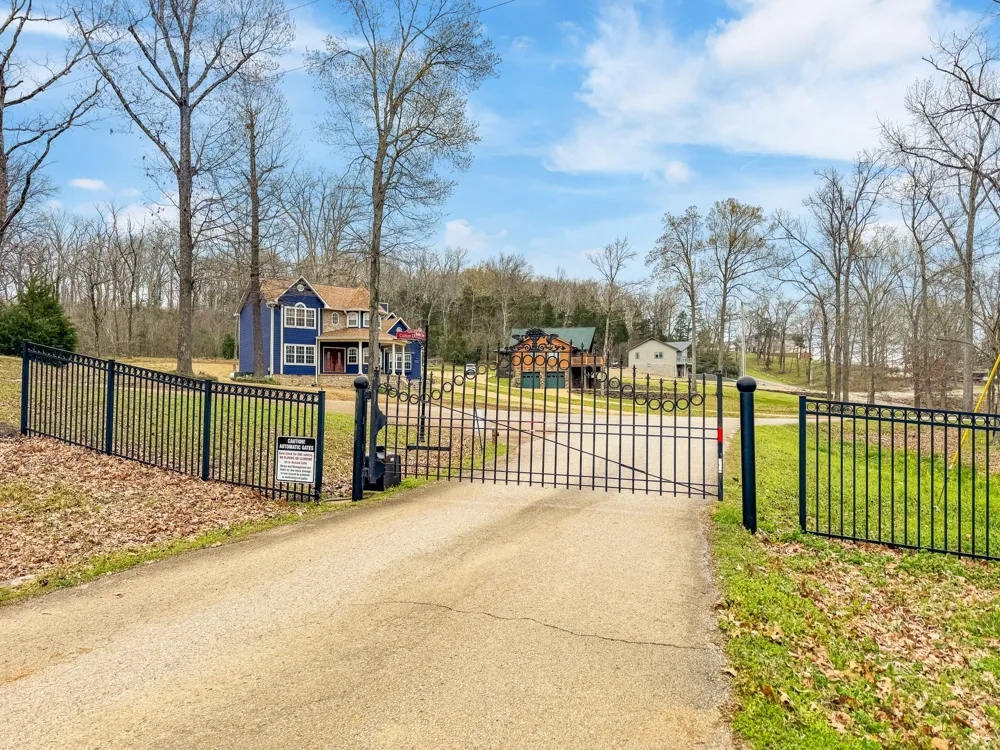0 Adam Loop Bath Springs, TN 38311