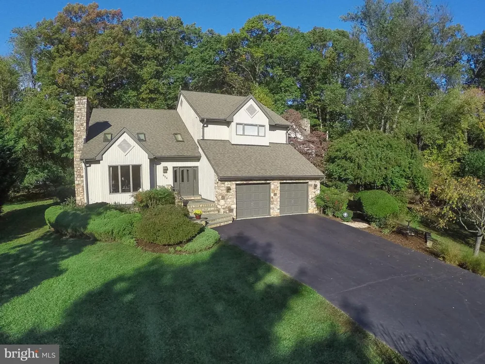 904 FALLS BRIDGE LANE Great Falls, VA 22066