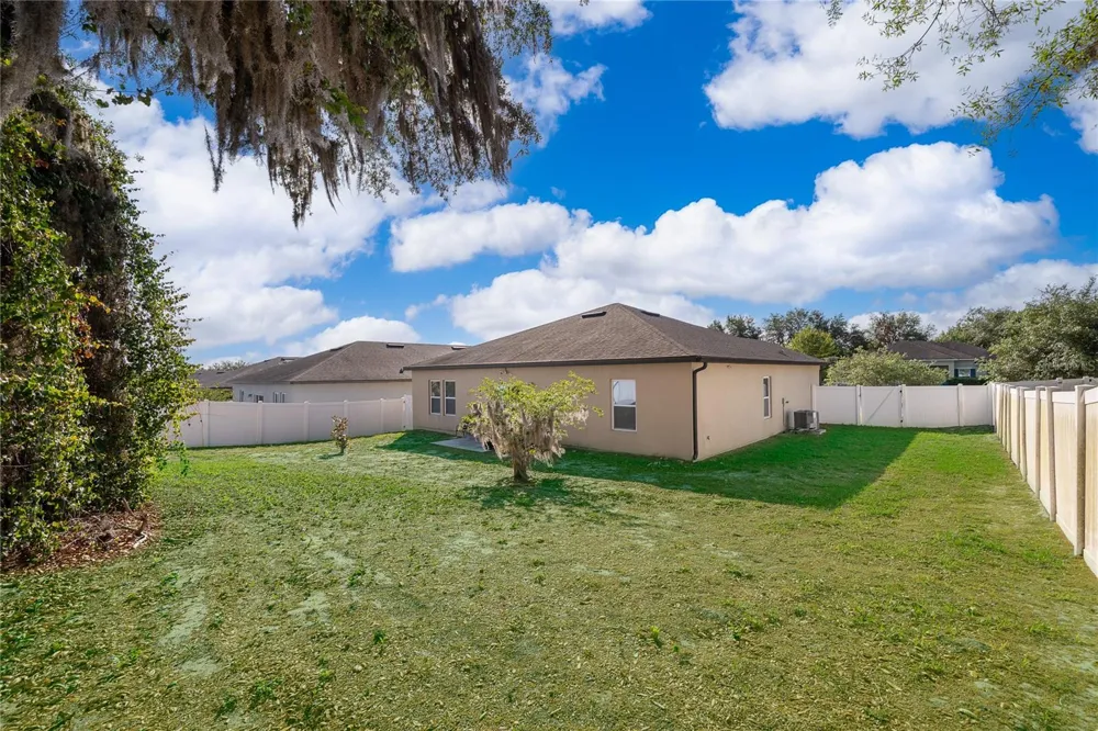 15824 SURFBIRD COURT Mascotte, FL 34753