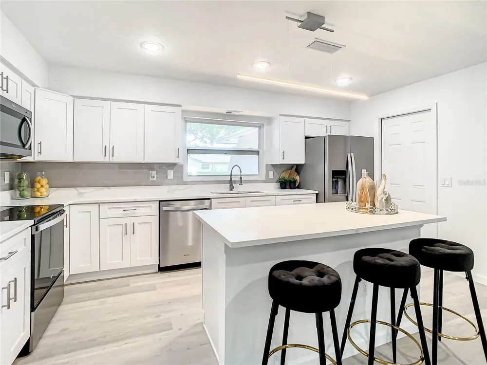 2642 BROOKSIDE COURT Maitland, FL 32751