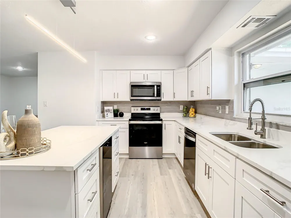 2642 BROOKSIDE COURT Maitland, FL 32751