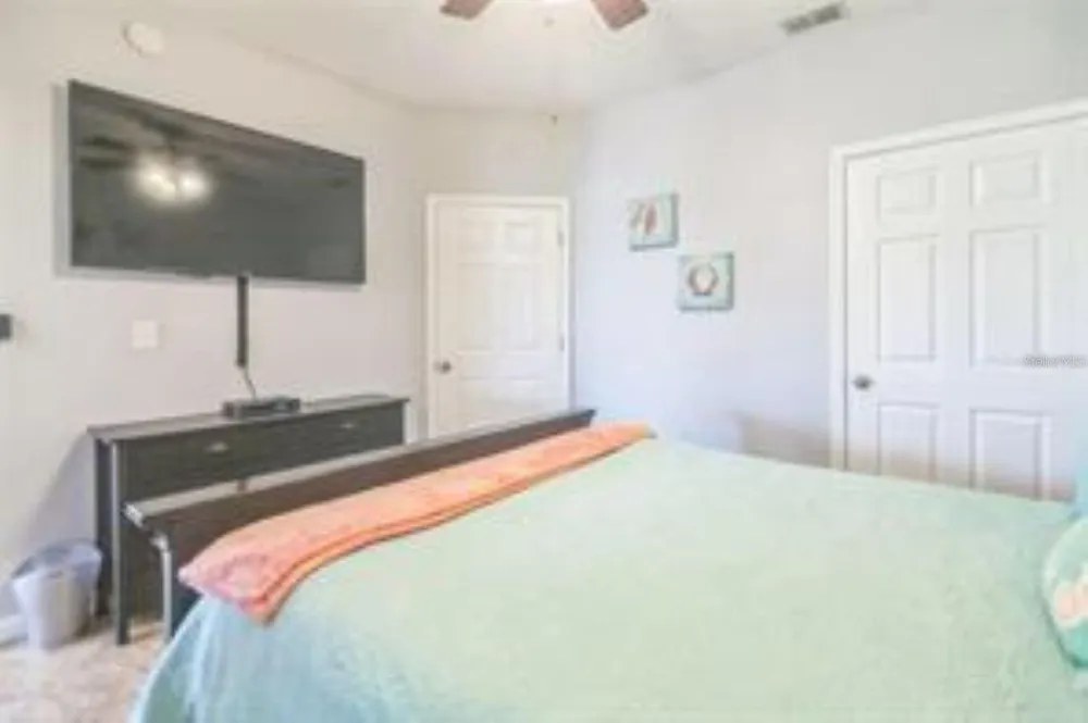 10764 70TH AVENUE #3305 Seminole, FL 33772