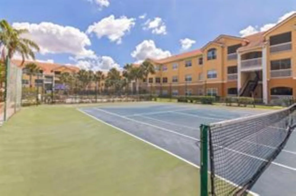 10764 70TH AVENUE #3305 Seminole, FL 33772