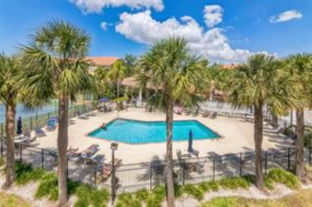10764 70TH AVENUE #3305 Seminole, FL 33772