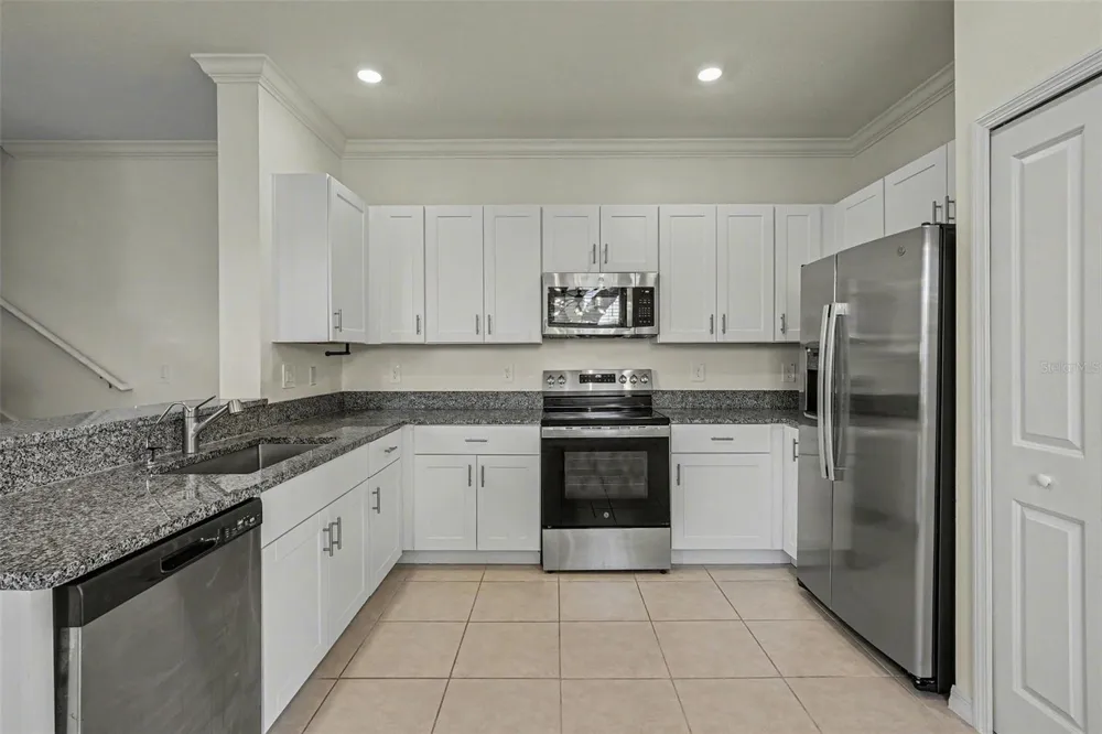 36456 WELL HILL WAY Zephyrhills, FL 33541