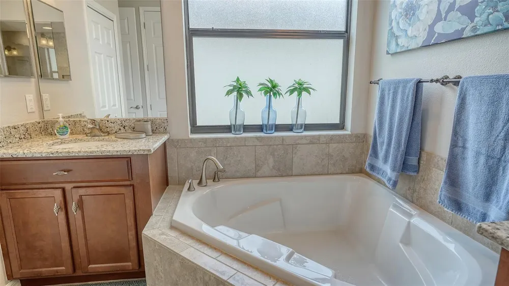 1043 145TH STREET CIRCLE NE Bradenton, FL 34212
