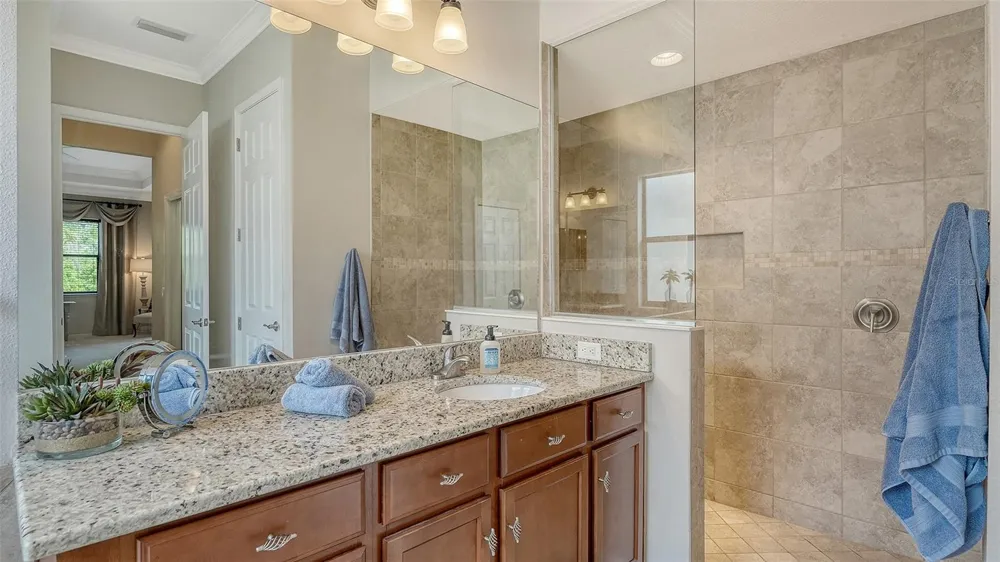 1043 145TH STREET CIRCLE NE Bradenton, FL 34212