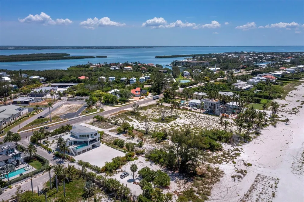 6351 GULF OF MEXICO DRIVE Longboat Key, FL 34228