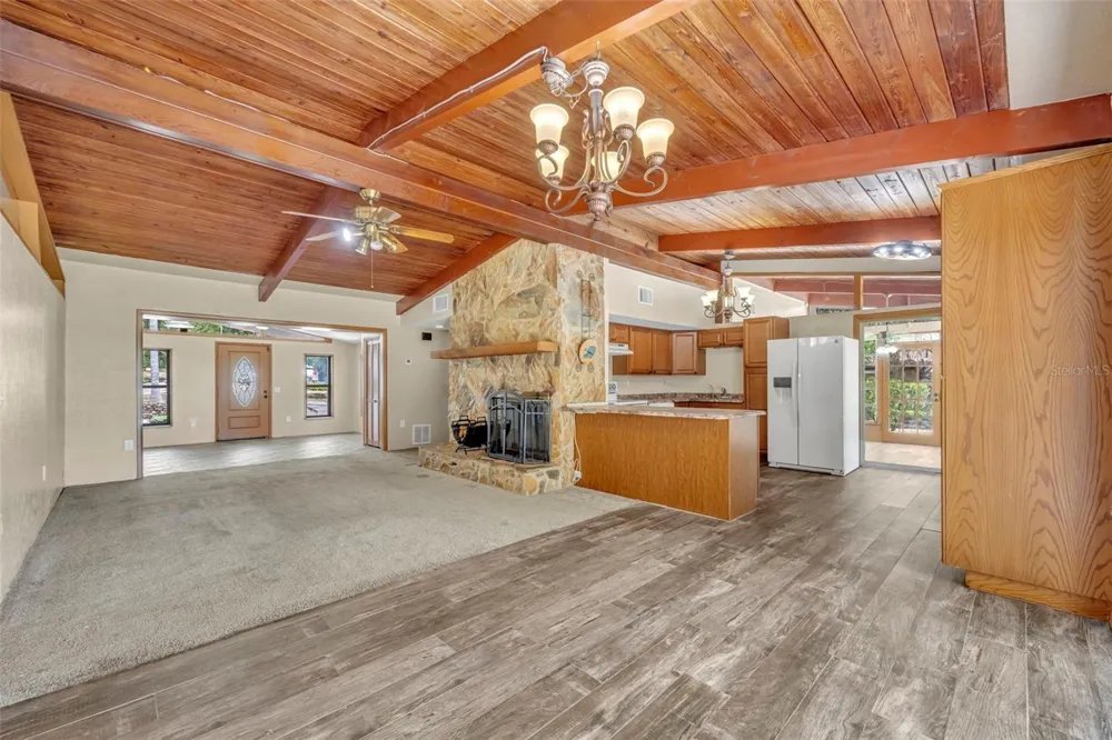 13450 SE 105TH TERRACE Ocklawaha, FL 32179