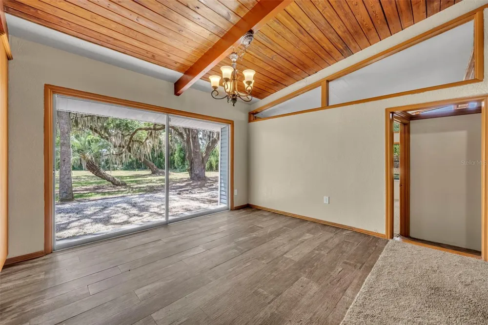 13450 SE 105TH TERRACE Ocklawaha, FL 32179