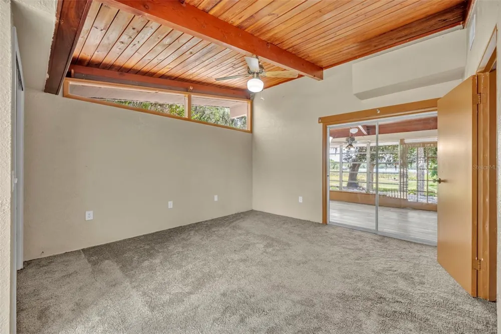 13450 SE 105TH TERRACE Ocklawaha, FL 32179