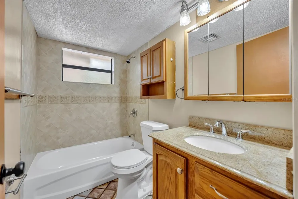 13450 SE 105TH TERRACE Ocklawaha, FL 32179