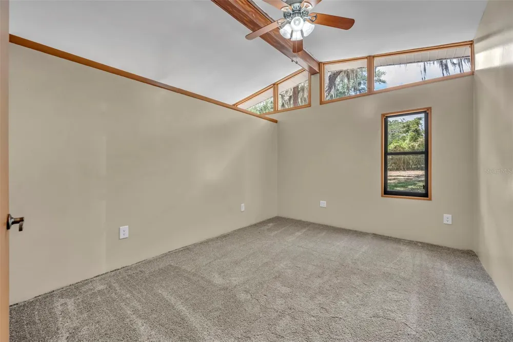 13450 SE 105TH TERRACE Ocklawaha, FL 32179