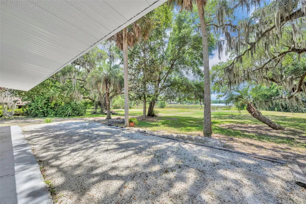 13450 SE 105TH TERRACE Ocklawaha, FL 32179