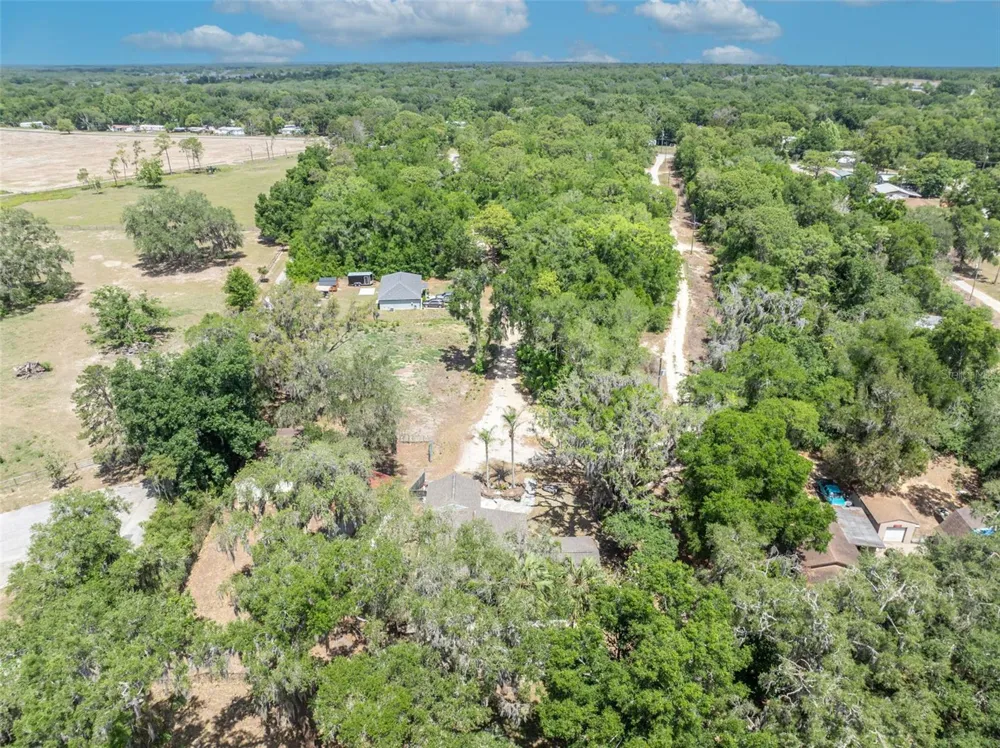 13450 SE 105TH TERRACE Ocklawaha, FL 32179