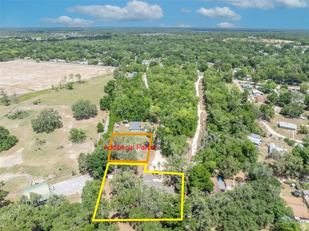 13450 SE 105TH TERRACE Ocklawaha, FL 32179