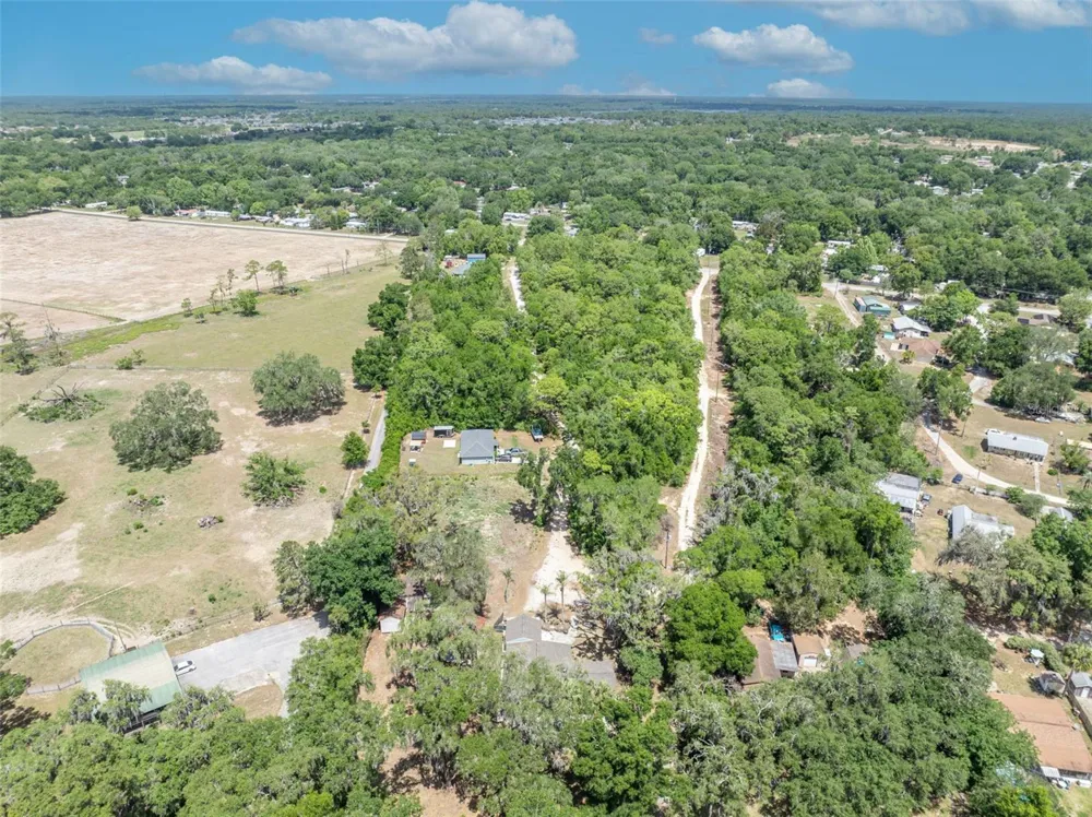 13450 SE 105TH TERRACE Ocklawaha, FL 32179