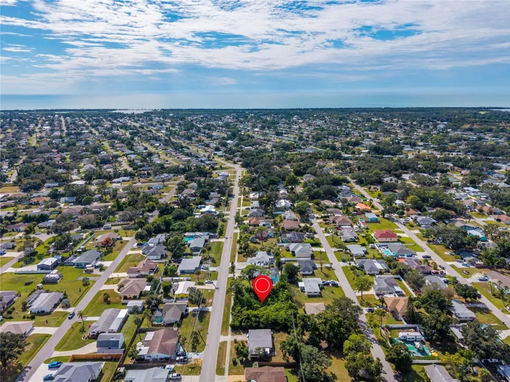 31 W SEMINOLE DRIVE Venice, FL 34293