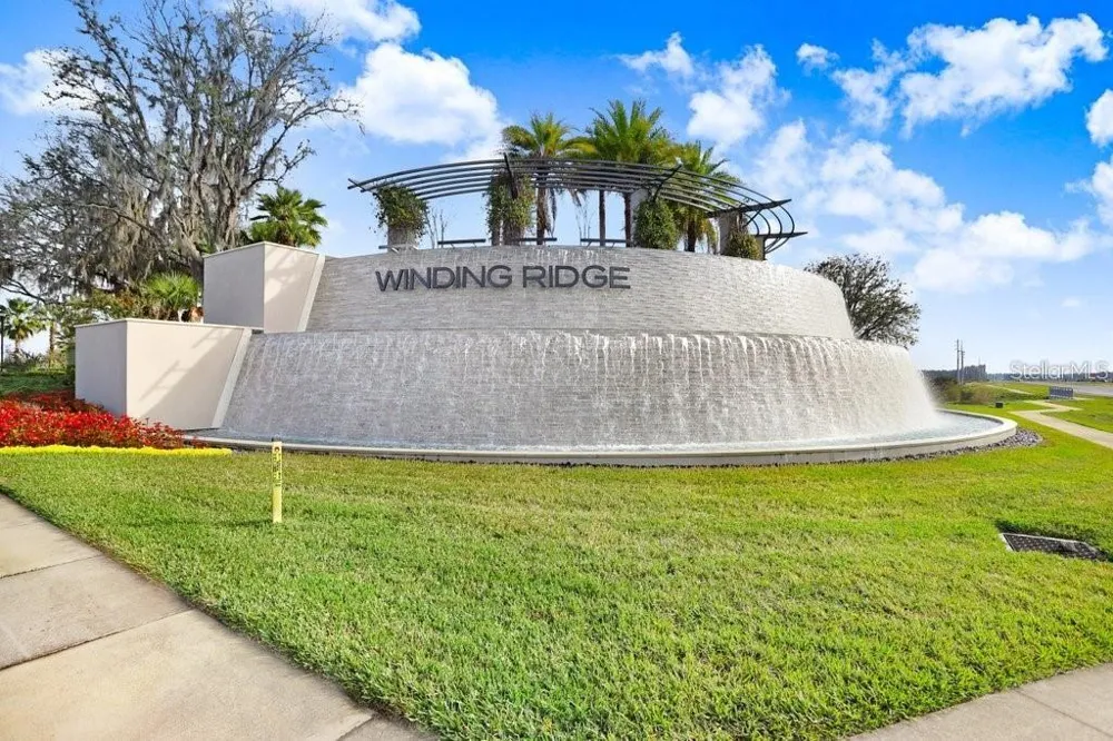 3281 GREAT BANYAN WAY Wesley Chapel, FL 33543