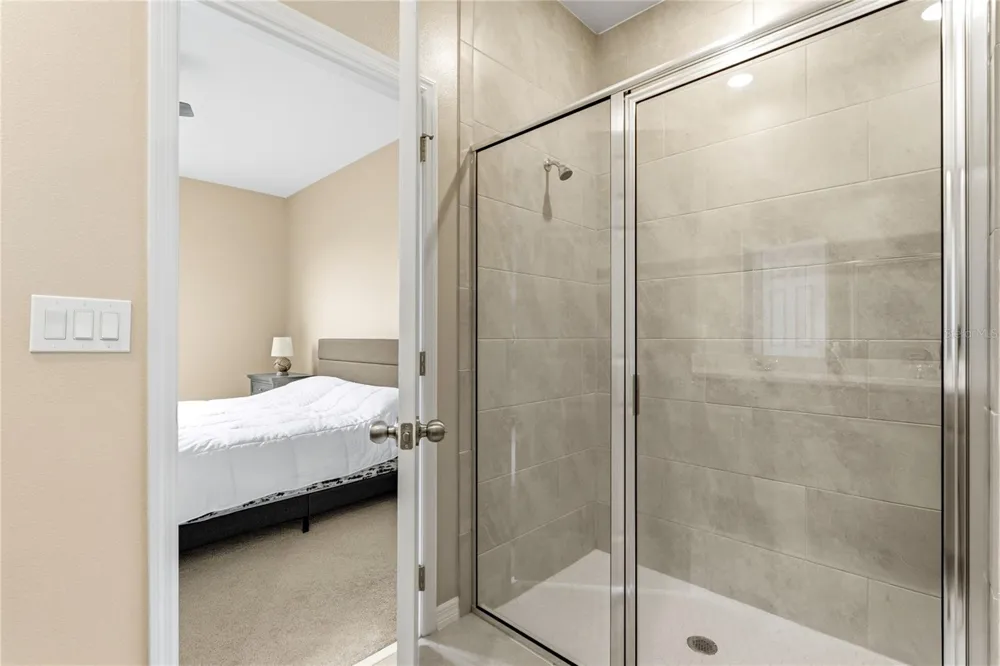 2673 SPIDER LILY COURT Clermont, FL 34711