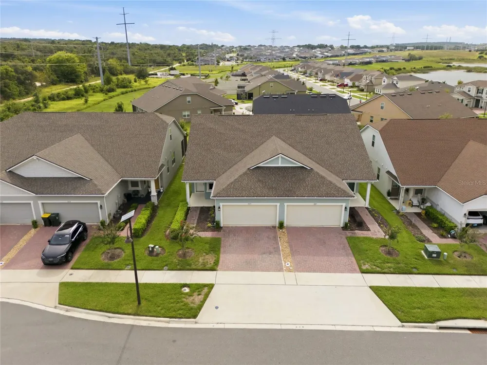 2673 SPIDER LILY COURT Clermont, FL 34711