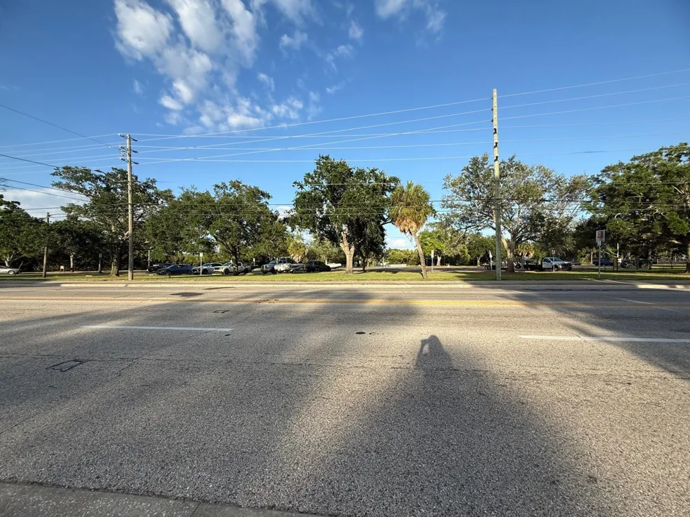 3733 6TH STREET S St Petersburg, FL 33705