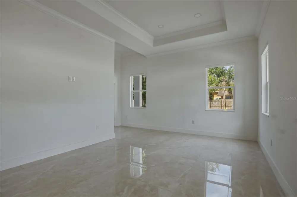 685 1ST AVENUE Safety Harbor, FL 34695
