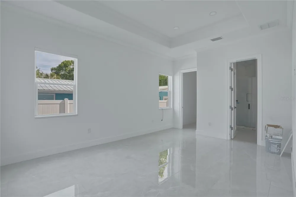 685 1ST AVENUE Safety Harbor, FL 34695