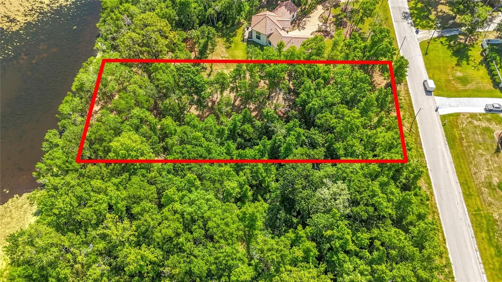 LOT 19  LAKE HILLS DR. Riverview, FL 33569