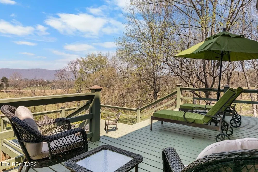 770 Mount Paran Rd Jacksboro, TN 37757