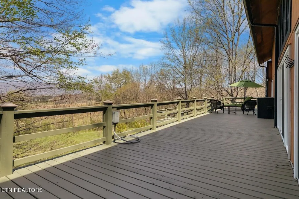 770 Mount Paran Rd Jacksboro, TN 37757
