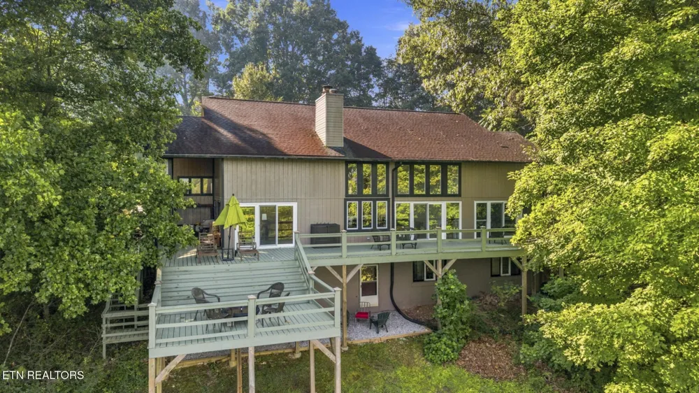 770 Mount Paran Rd Jacksboro, TN 37757