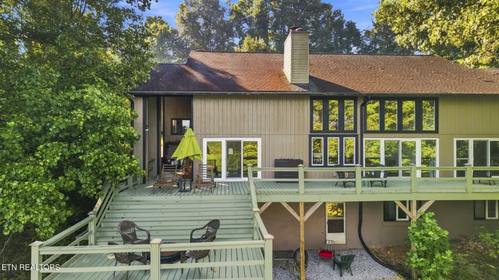 770 Mount Paran Rd Jacksboro, TN 37757