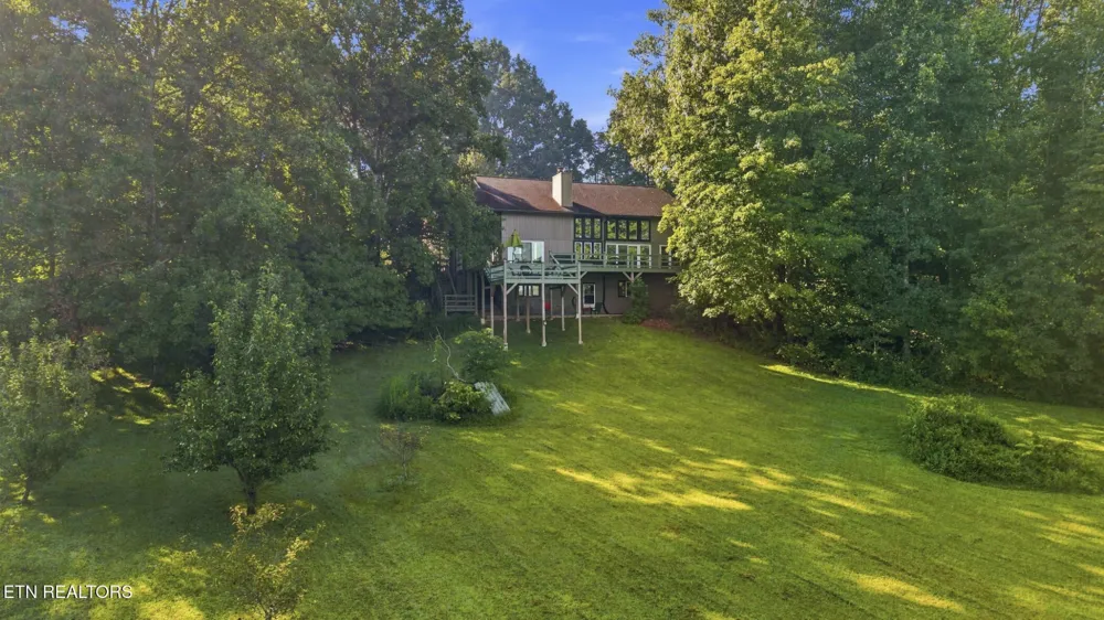 770 Mount Paran Rd Jacksboro, TN 37757
