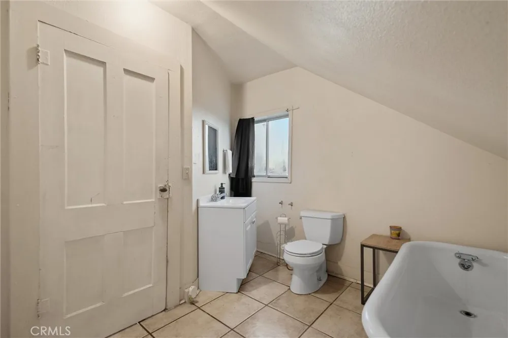 855 Johnson Red Bluff, CA 96080