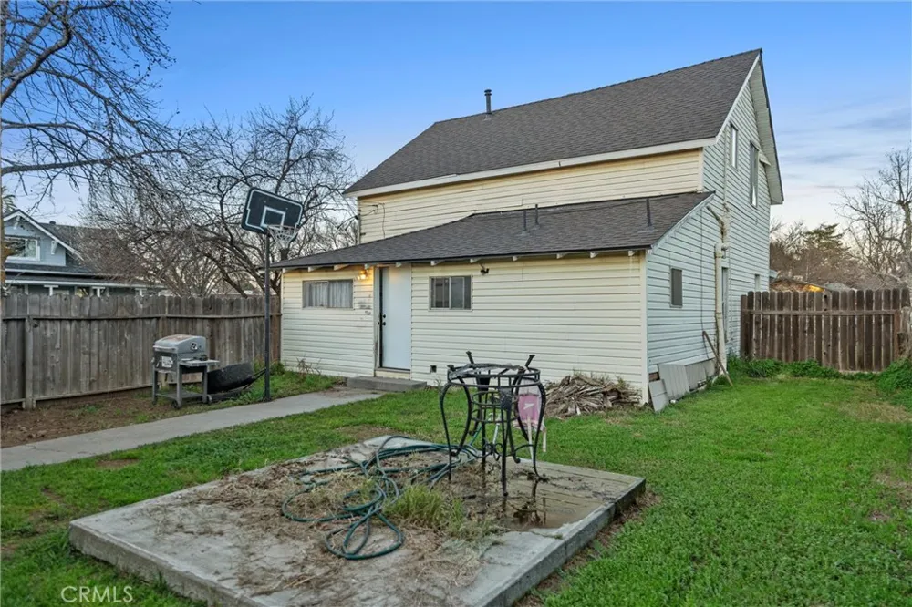 855 Johnson Red Bluff, CA 96080