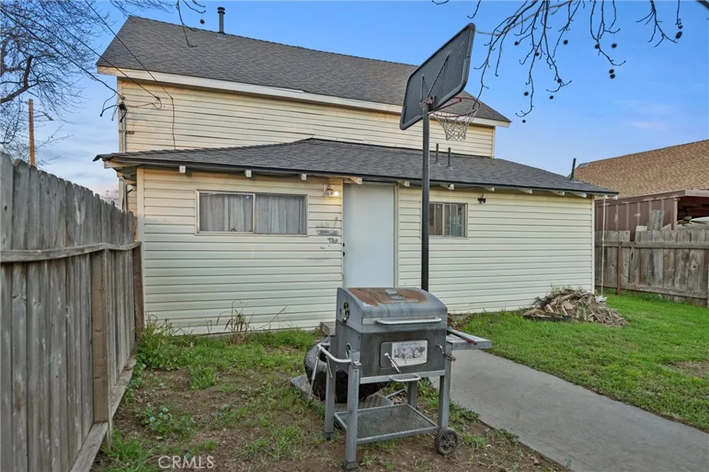 855 Johnson Red Bluff, CA 96080